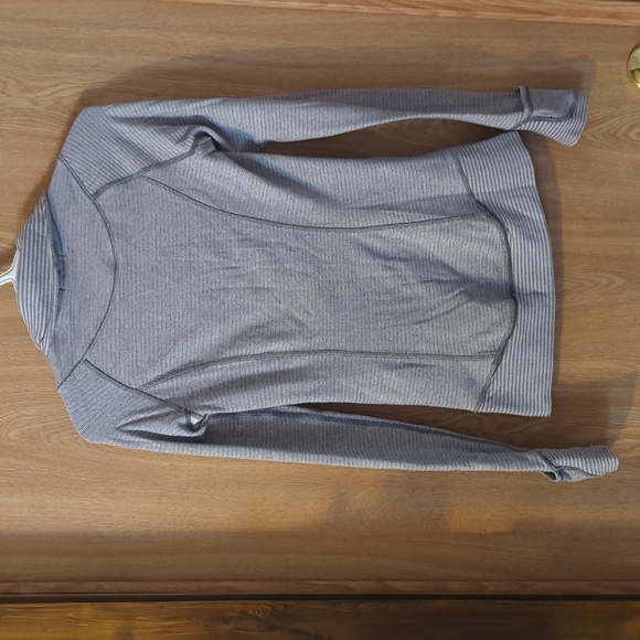 Lululemon Think Fast Pullover - Picture 2 of 4